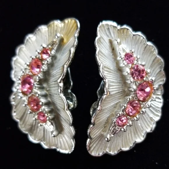 Vintage Mid Century 1950s Pink Rhinestone Silver Tone Clip Earrings - Picture 3 of 10